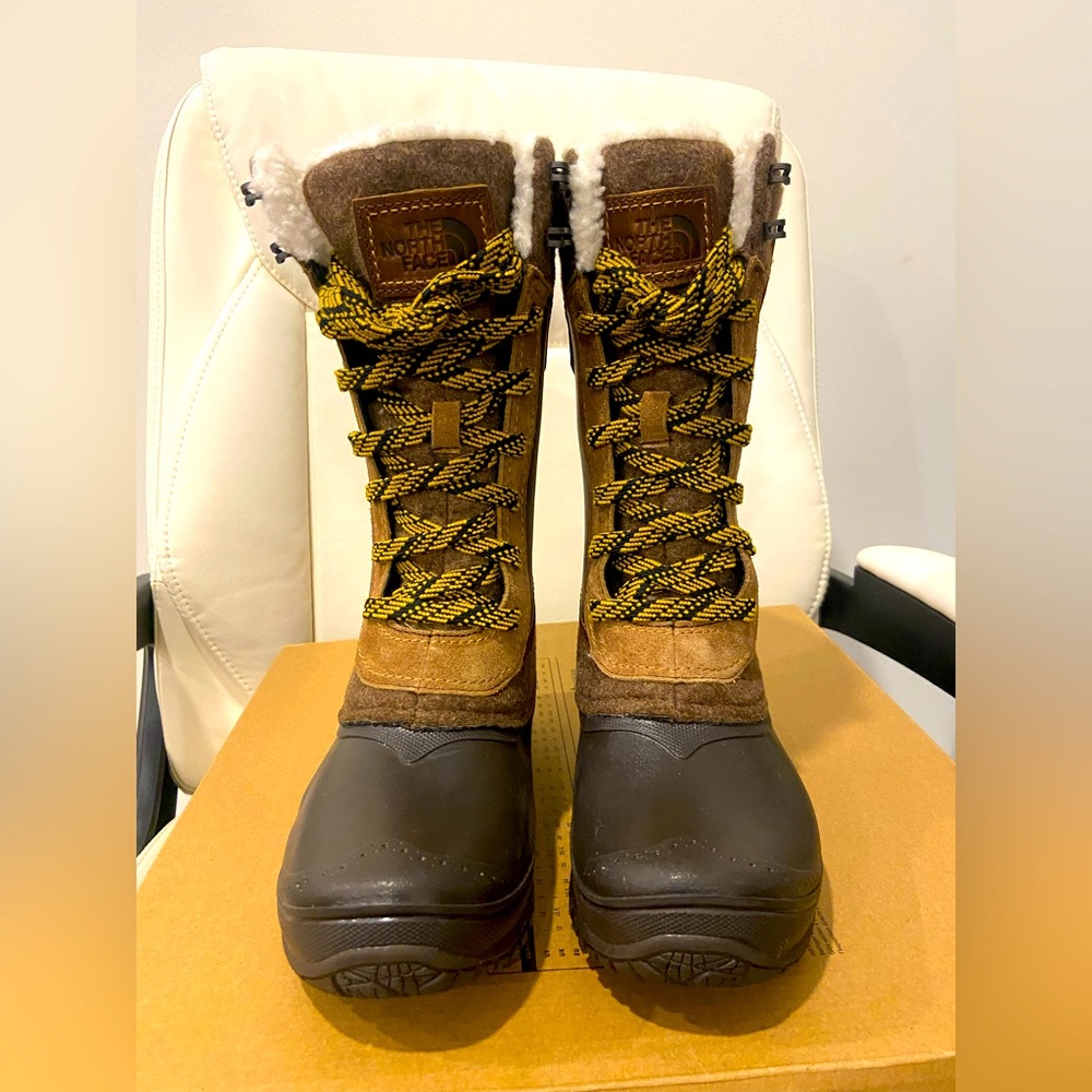 The North Face Shellista IV snow boots